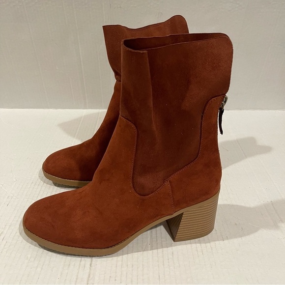 Women’s Sun + Stone Lyraa Brown Faux Suede Heel Boots Size 9.5 US! - Picture 4 of 8